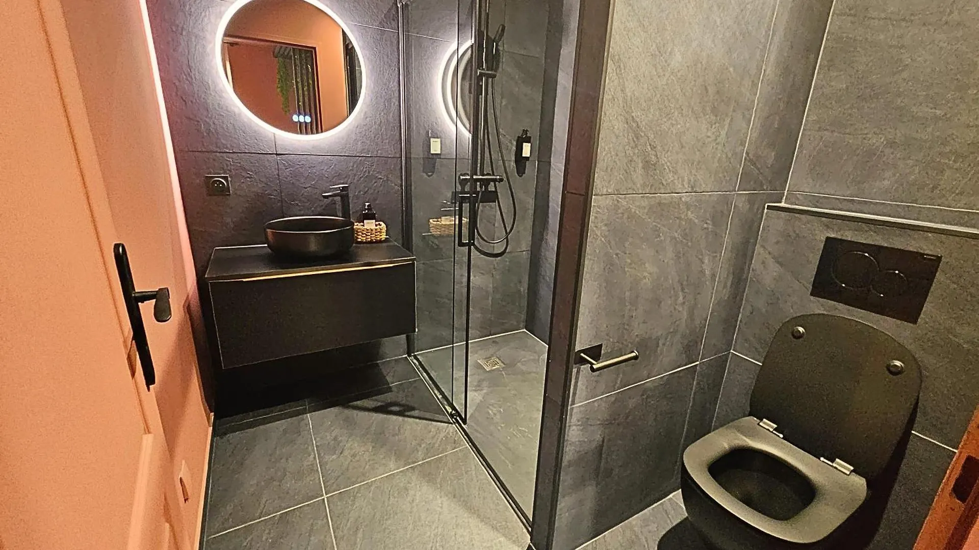 Daire Suite Obsidian - Love Room Au Coeur D'Orange Orange